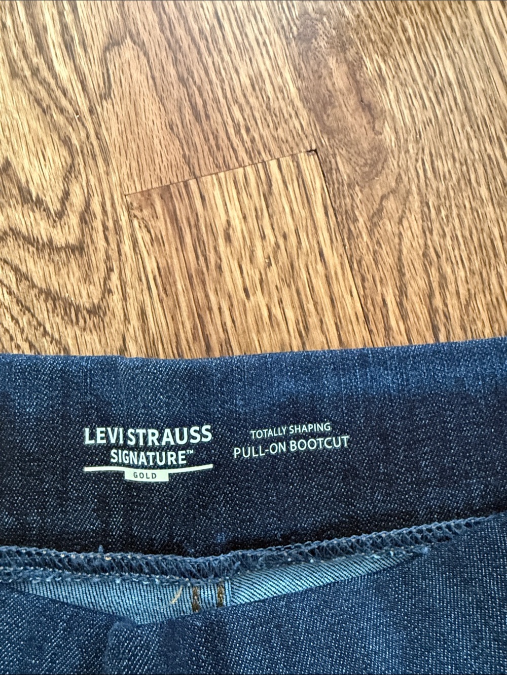 Levi's Indigo Blue Wide-Leg Flare Jeans - Picture 6 of 12